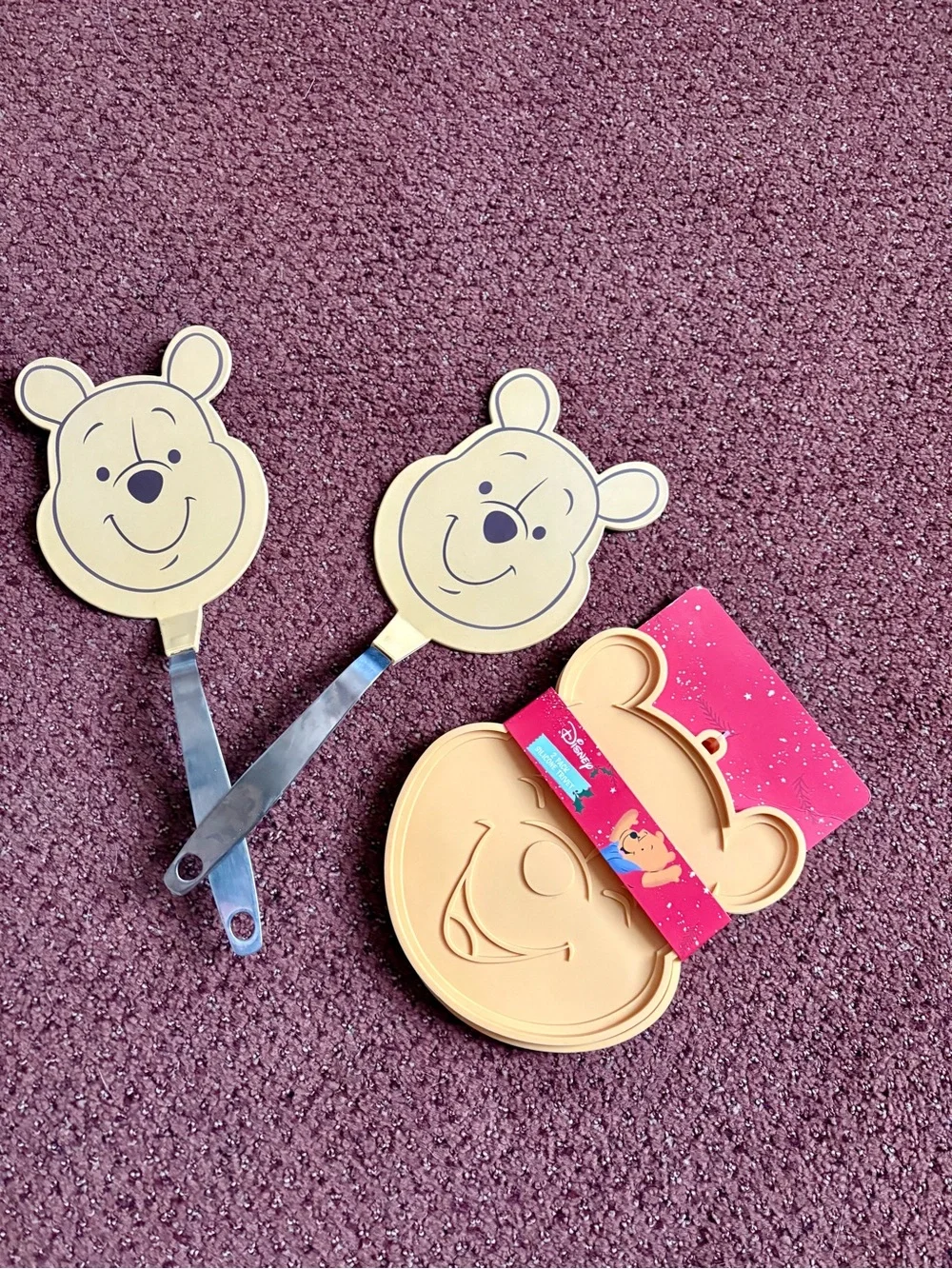 Disney Winnie the Pooh spatulas and trivets
